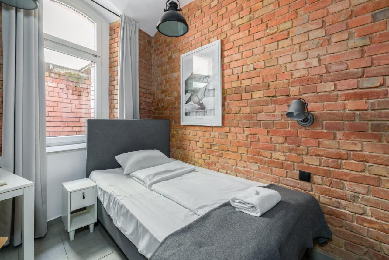 Underground Level Apartments Strzalowa By Renters 포즈난 외부 사진