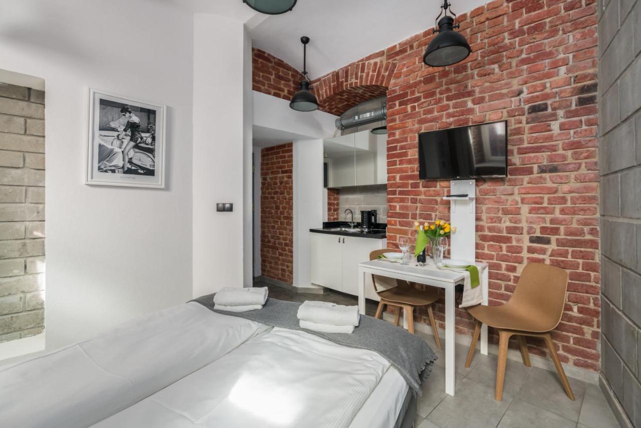 Underground Level Apartments Strzalowa By Renters 포즈난 외부 사진