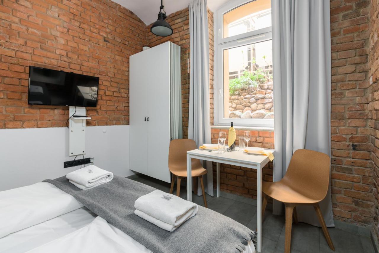 Underground Level Apartments Strzalowa By Renters 포즈난 외부 사진