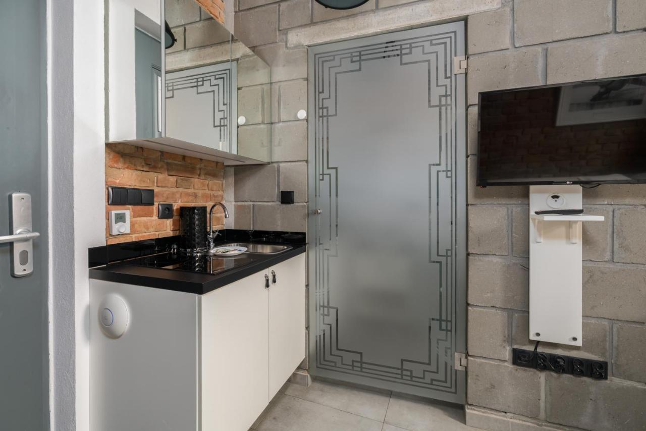 Underground Level Apartments Strzalowa By Renters 포즈난 외부 사진