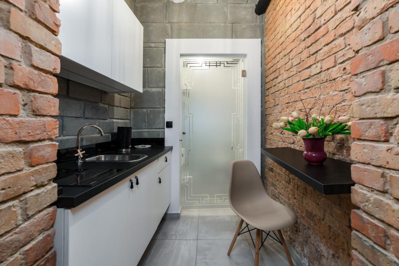 Underground Level Apartments Strzalowa By Renters 포즈난 외부 사진