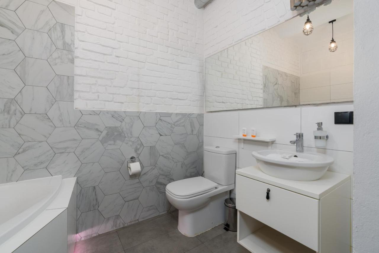 Underground Level Apartments Strzalowa By Renters 포즈난 외부 사진