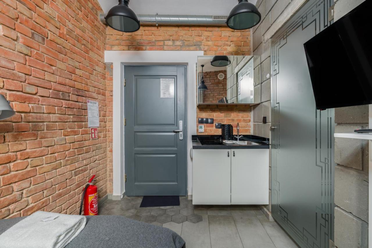 Underground Level Apartments Strzalowa By Renters 포즈난 외부 사진