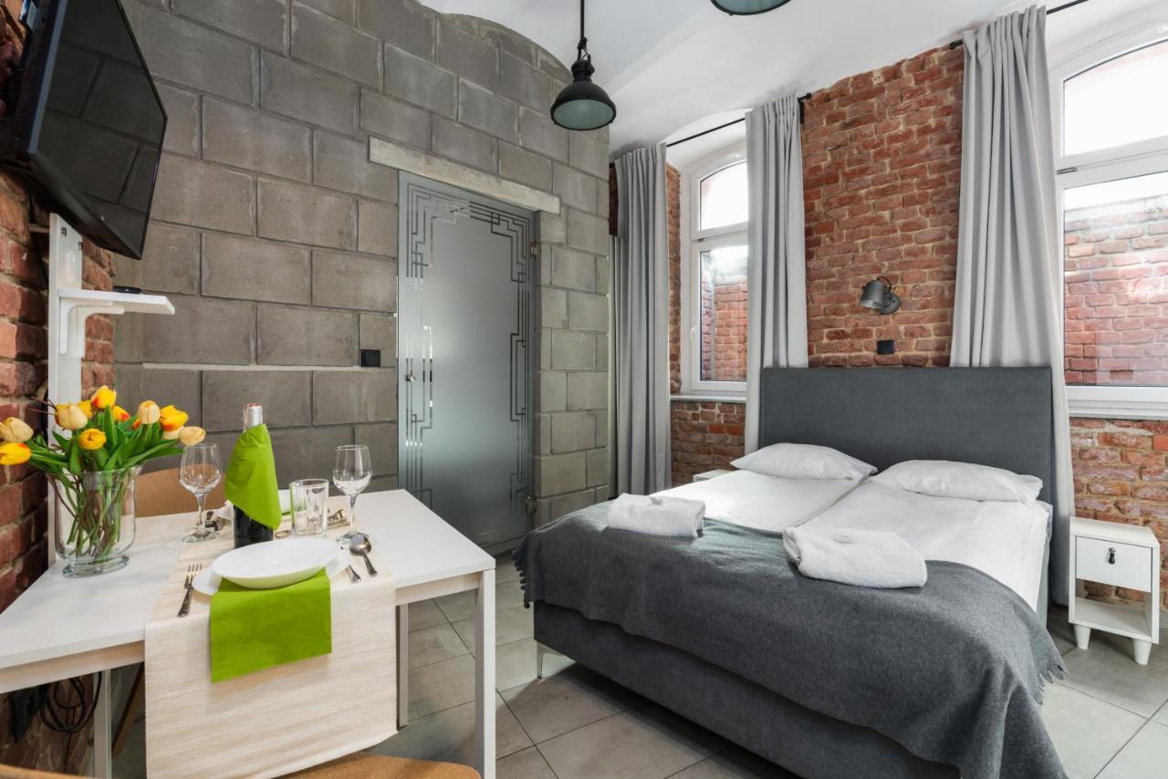 Underground Level Apartments Strzalowa By Renters 포즈난 외부 사진
