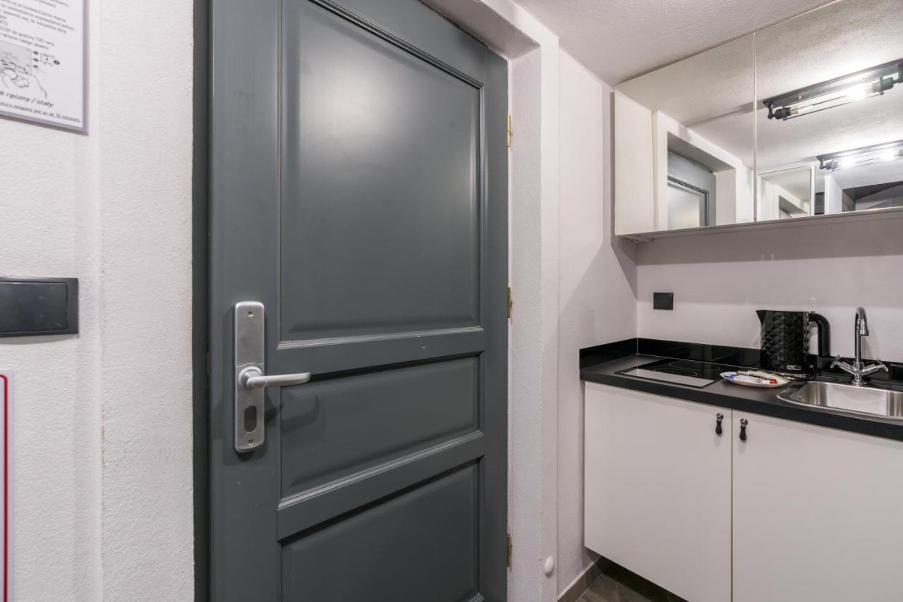 Underground Level Apartments Strzalowa By Renters 포즈난 외부 사진
